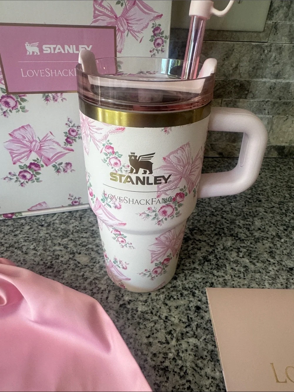 Stanley LoveShackFancy Pink Floral Travel Mug with Matching Pouch and Box - 20oz - Picture 3 of 4